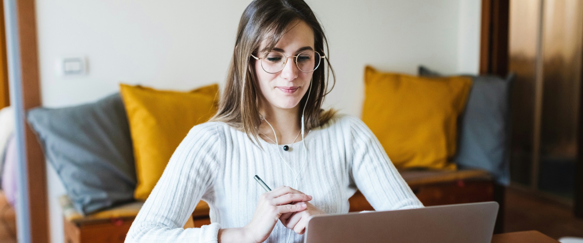 Career Options with a Bachelor's Degree in Law