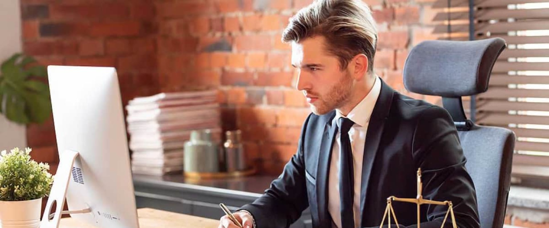 Average Salaries for Lawyer Jobs